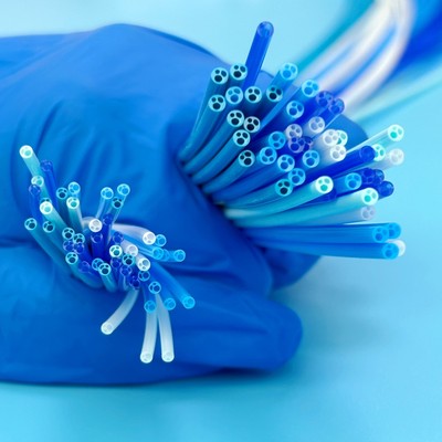 pebax7233三胴変径カテーテルです